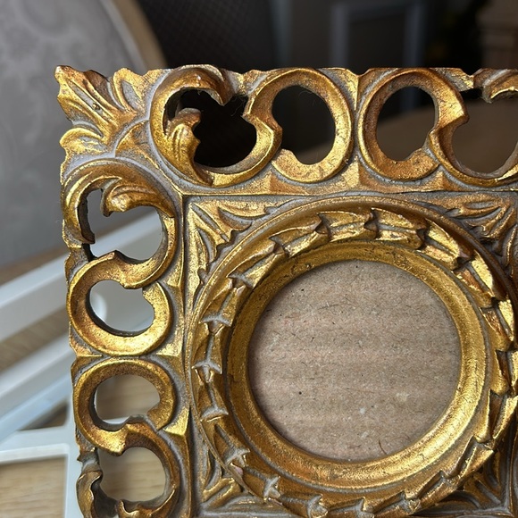 Gold Resin Picture Frame - Picture 5 of 7
